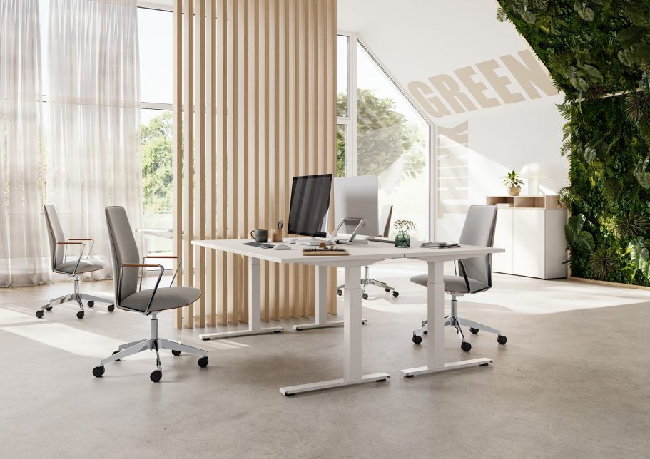 Büro 8